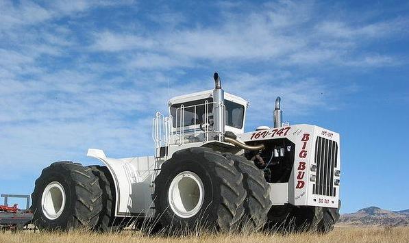 世界上"最大"的拖拉机,1100马力配3800升大油箱,售价近千万