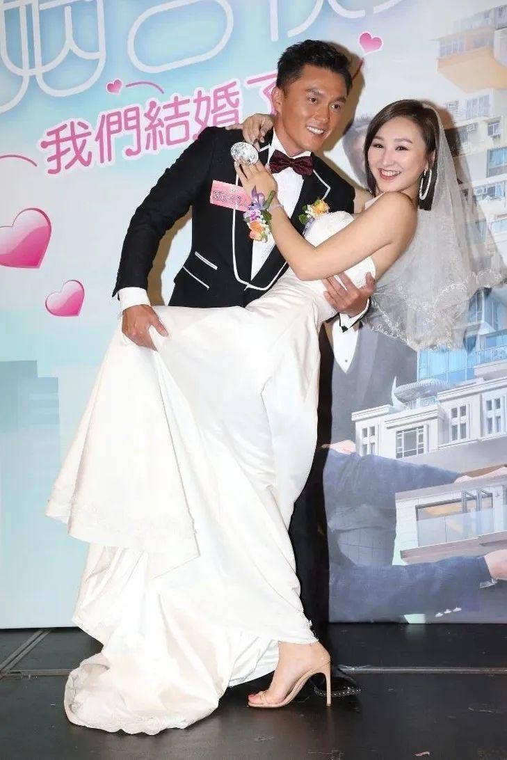 tvb新一代情侣档张振朗蔡思贝系最掂斗得过林峯啲经典情侣档