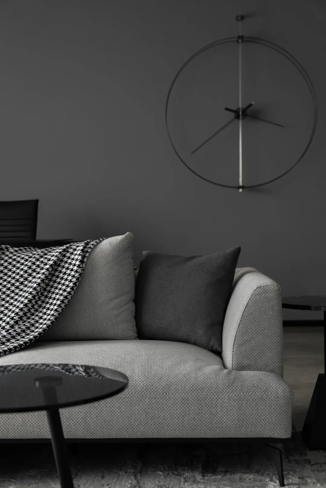 45万装修130㎡现代高级灰，华丽的生活品质，无需繁杂的修饰