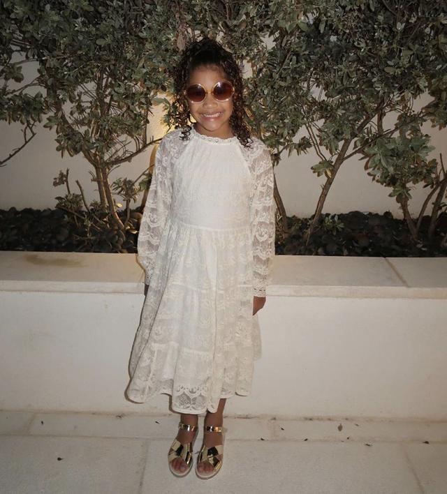 女友发照庆祝,曾是夜店女郎,如今拥有两个女儿|保罗-乔治_新浪新闻