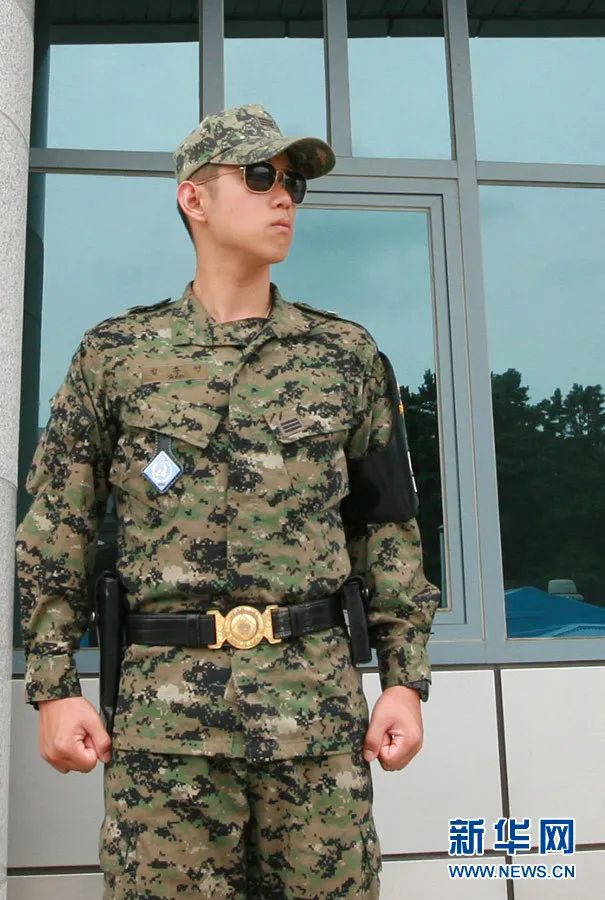 资料图片:韩国士兵在板门店执勤.(新华社记者 何璐璐 摄)