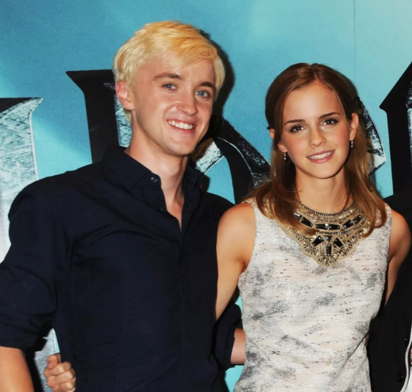 30岁赫敏恋情曝光她的男友却让网友们心碎了一地