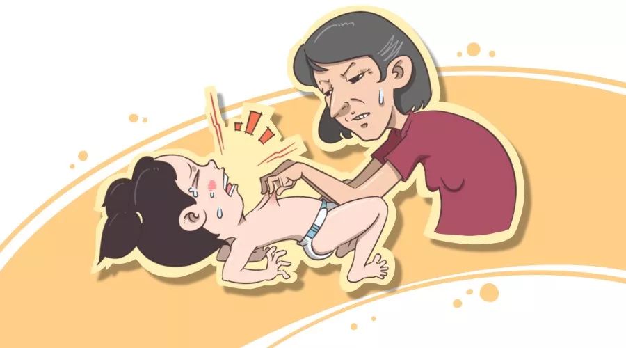 不听劝捏乳头导致女孩没乳房
