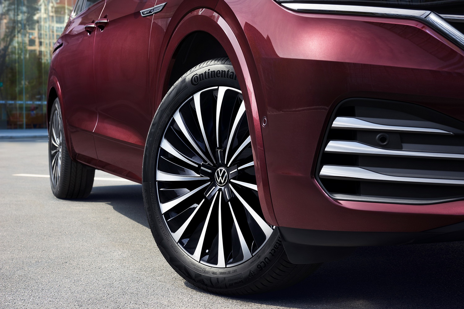 上汽大众mpv命名"威然" 5月28日正式上市