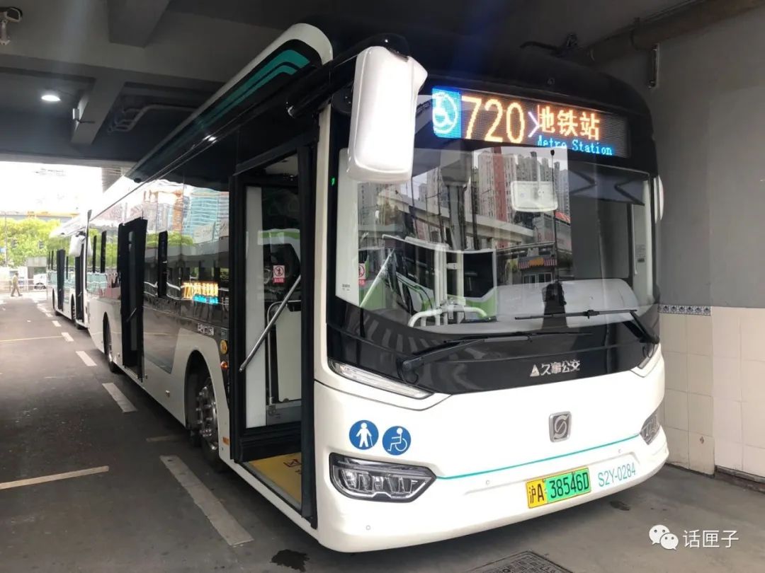 上海公交地铁空调设备全面"洗肺",根据气温适时开启空调