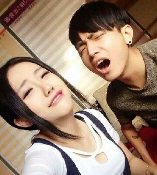 dbq,咱们年少过,也非主流过,但真不至于这么轻狂!