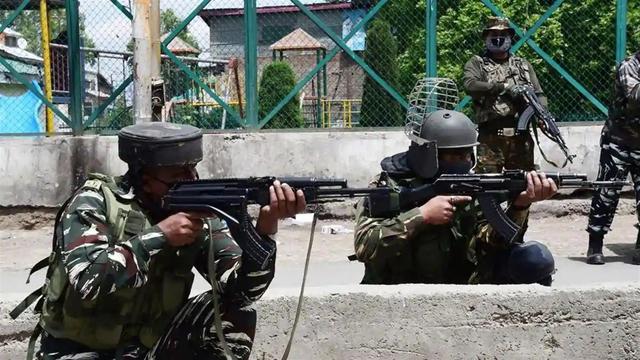 八名印度士兵被击毙!美国人都看不下去了:印度这次不应该这么干