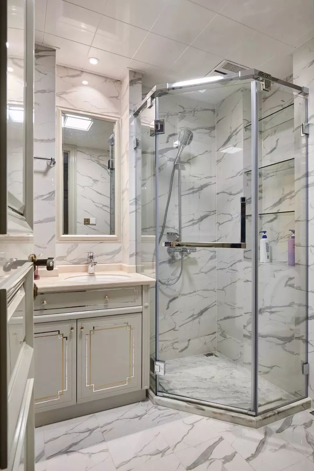 干湿分离的卫生间,该如何划分淋浴区?试试这些方案