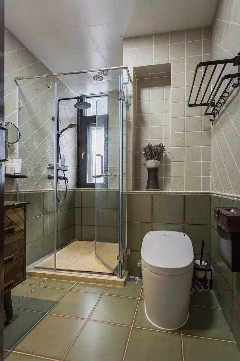 干湿分离的卫生间,该如何划分淋浴区?试试这些方案