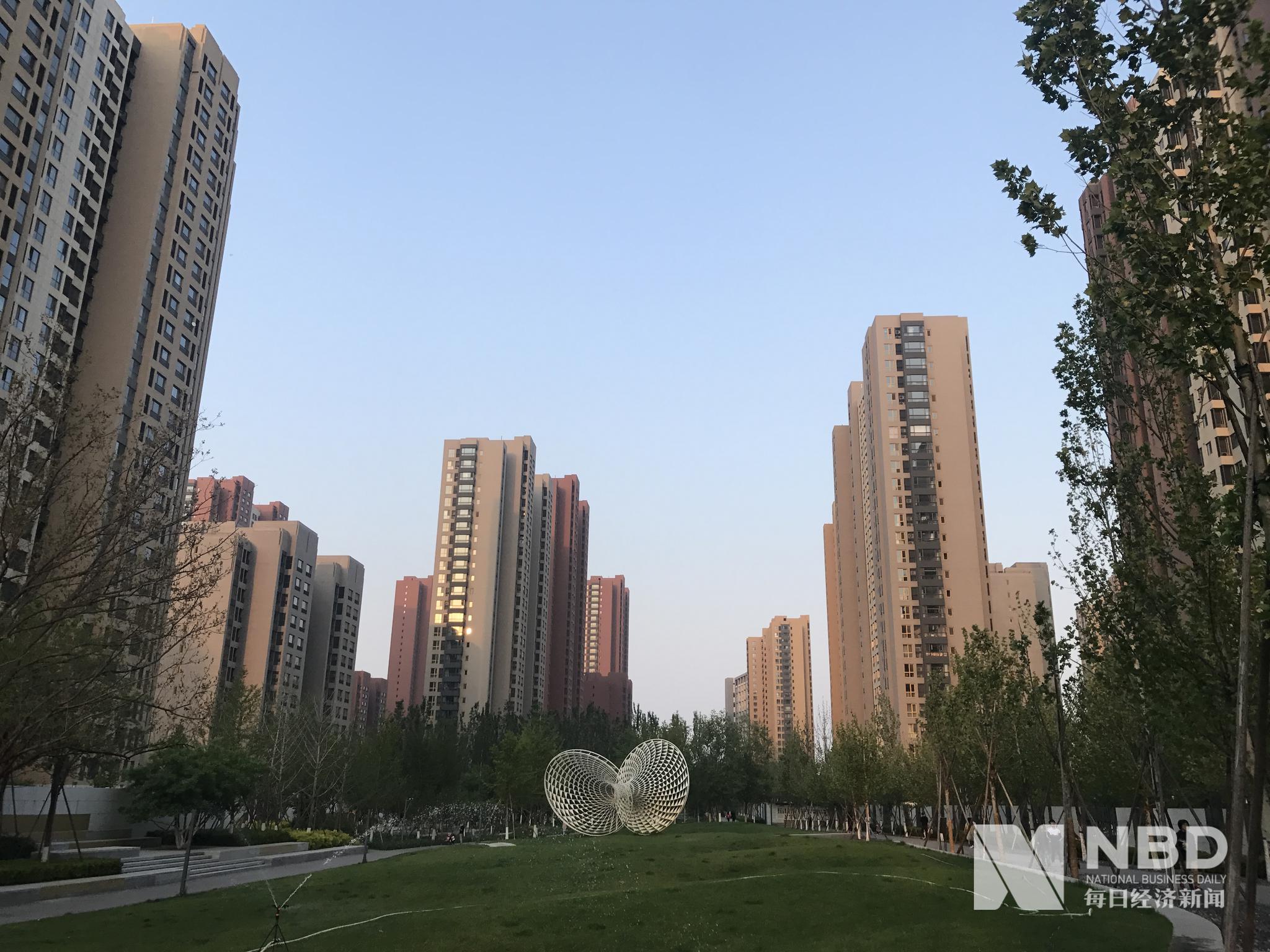 实探燕郊楼市:多个楼盘称"有北京社保可买房",有项目还可"分期首付"