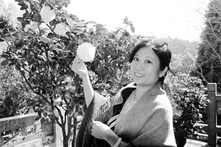 梅钰找到扎根方向用它窥探小说的门