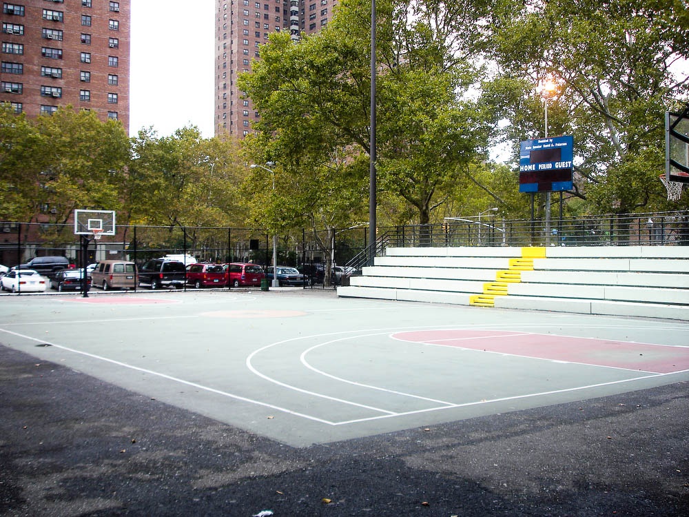 致敬洛克公园!这双 air force 1 和 air barrage low 有内味了!