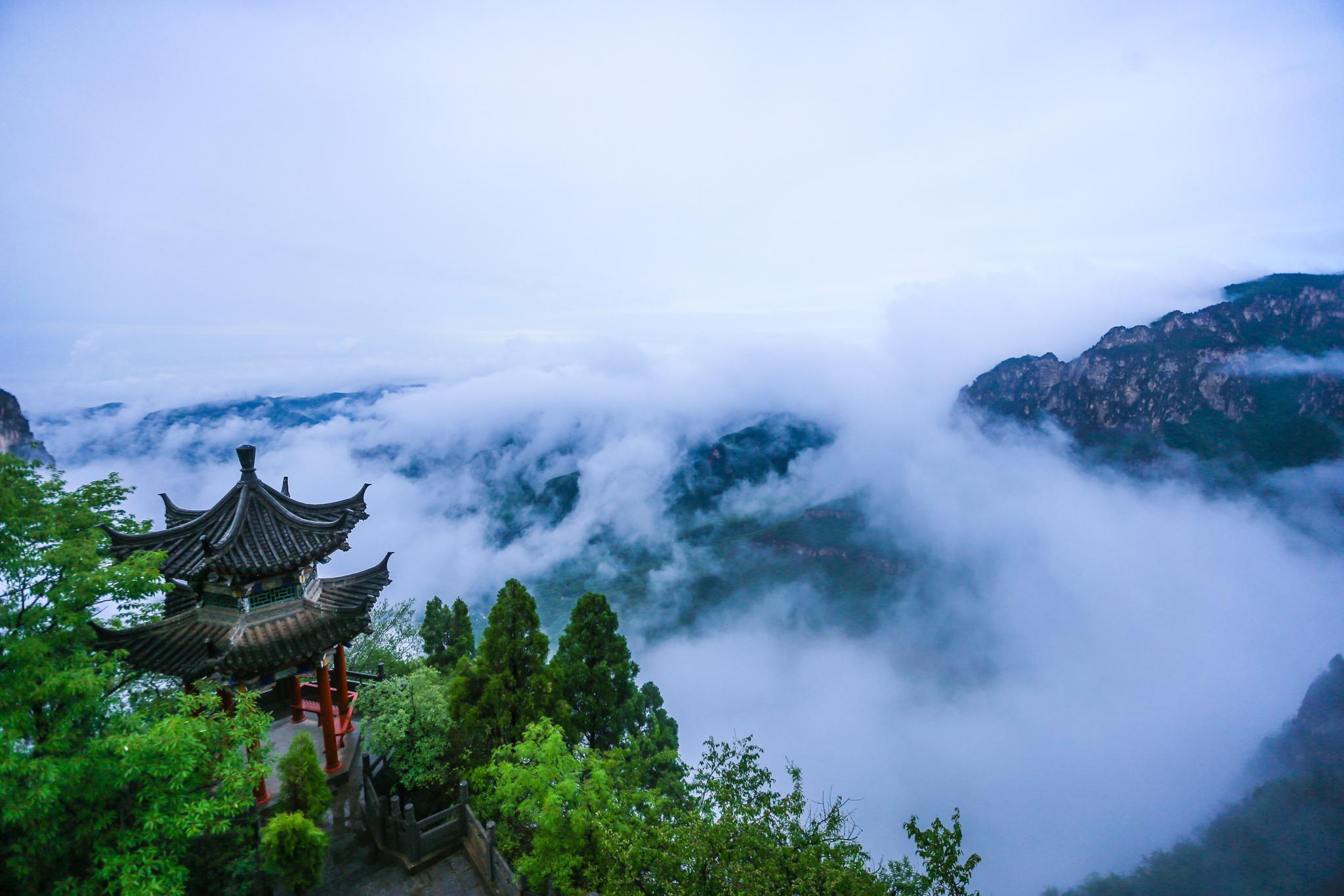 云台山景区惊现云海奇观如梦如幻