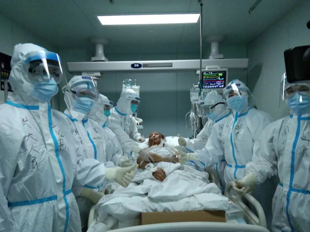 用了62天ecmo的武汉新冠肺炎患者,换肺成功