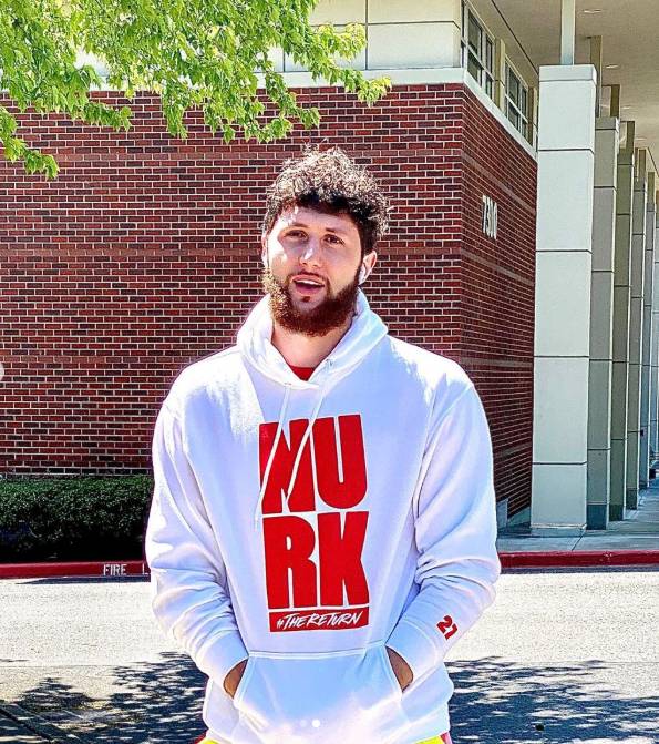 勇敢前进!努尔基奇社媒晒照发鸡汤