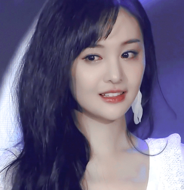 郑爽,你不谈恋爱就对了!