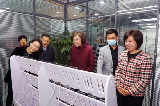 山东省妇联党组书记孙丰华到日照调研妇女工作