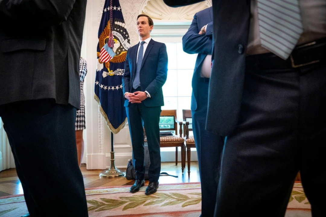 第一个上钩的是贾里德·库什纳(川普的女婿)监督的一个团队.