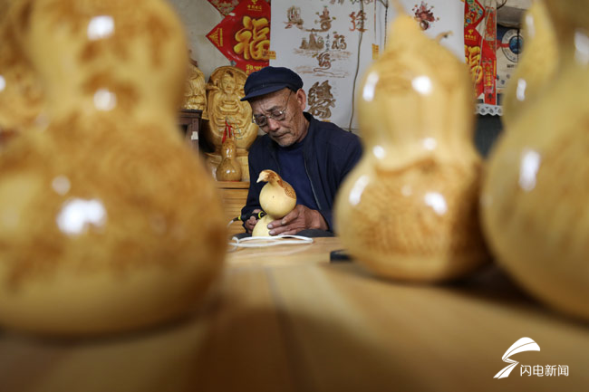 这就是山东|临沂沂南:“直播帮”志愿者助农脱贫增收