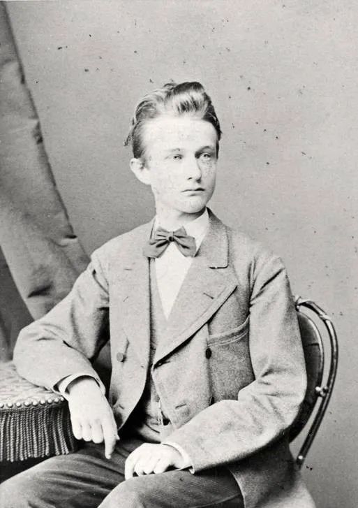 听说学物理的颜值都很高啊?