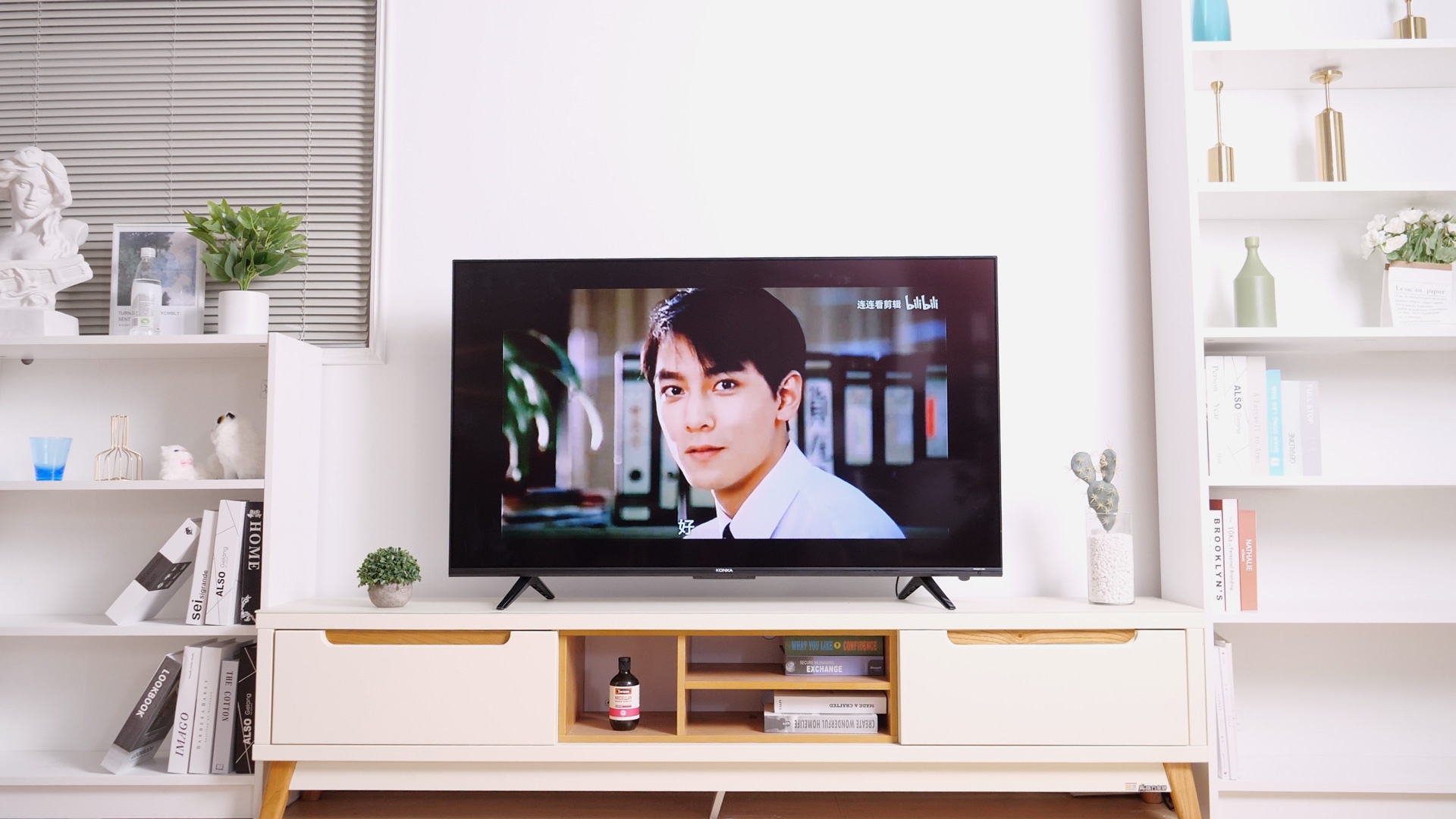 全景ai智能操控 康佳55吋智慧电视55g5u图赏