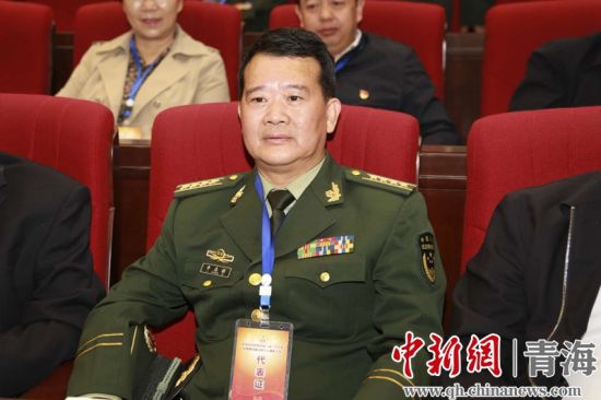 武警青海总队5个单位5名个人被表彰为省级拥政爱民模范单位和个人