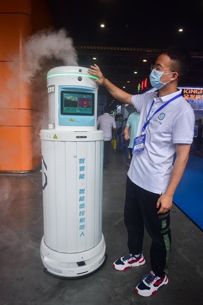 "会呼吸"的智能口罩,让你告别夏天的闷