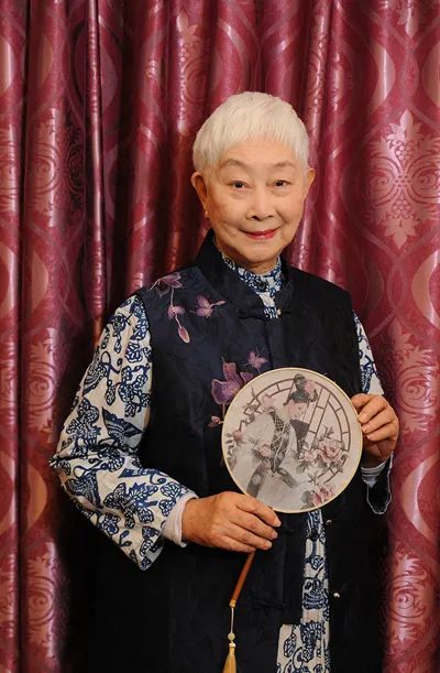 93岁华裔演员卢燕信念是人生最重要基石