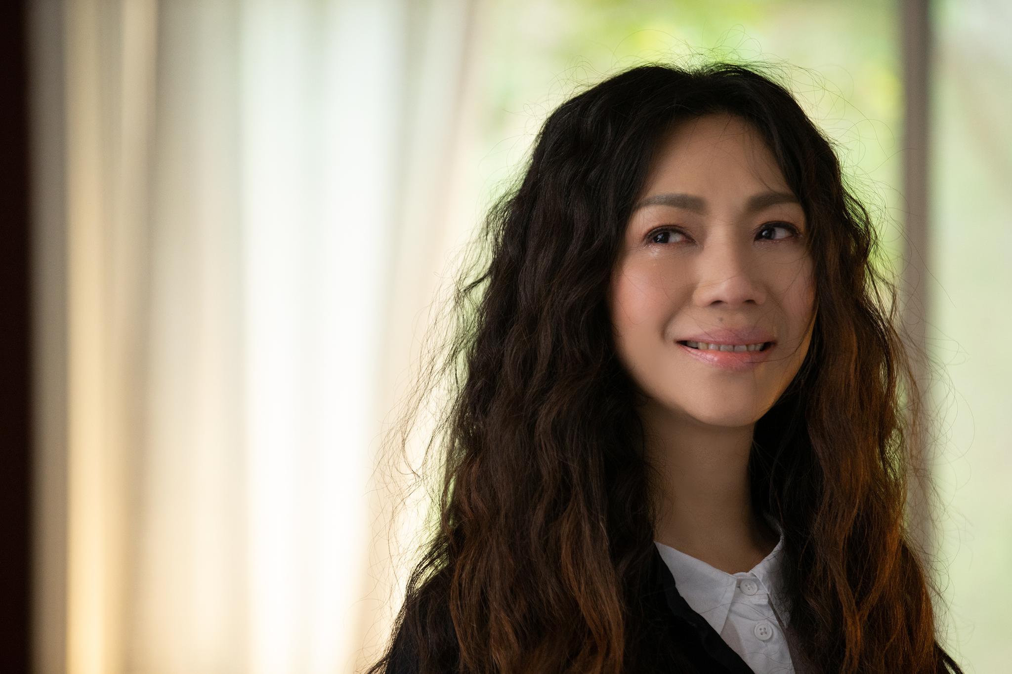 万芳新歌《阿峰今天没有来》 6月12日即将上线