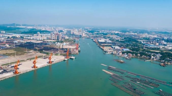 既沿海又享受西部大开发广西是什么样的