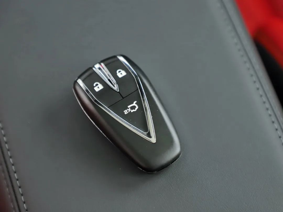 预售11.59万元起，国产帅气SUV上市在即，新车细节抢先看