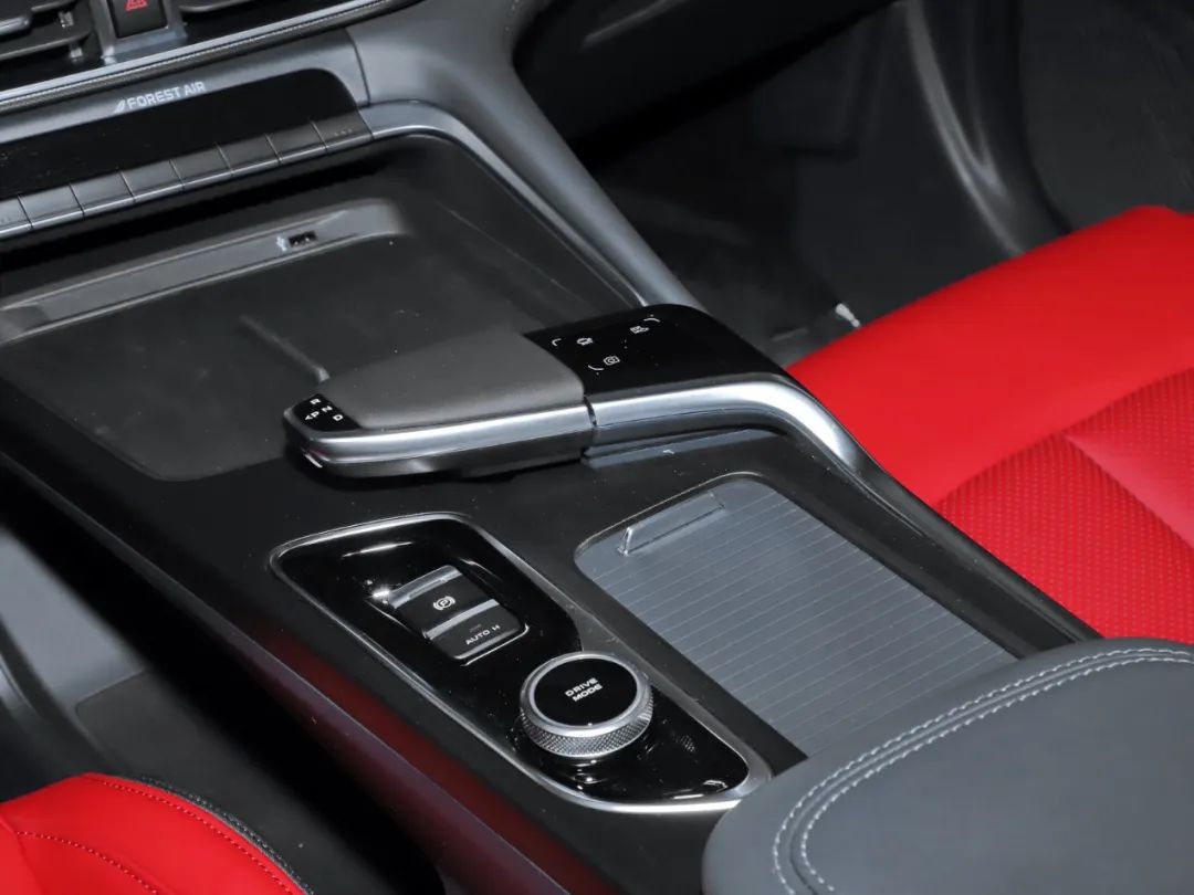 预售11.59万元起，国产帅气SUV上市在即，新车细节抢先看