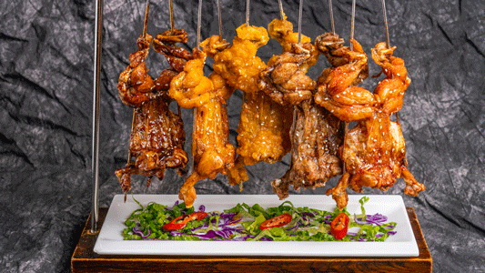 吃完烤牛蛙又捞了遍锅底