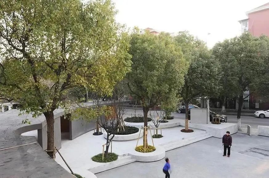 探索公共空间旧貌换新颜这8个城市微更新案例有你的小区吗