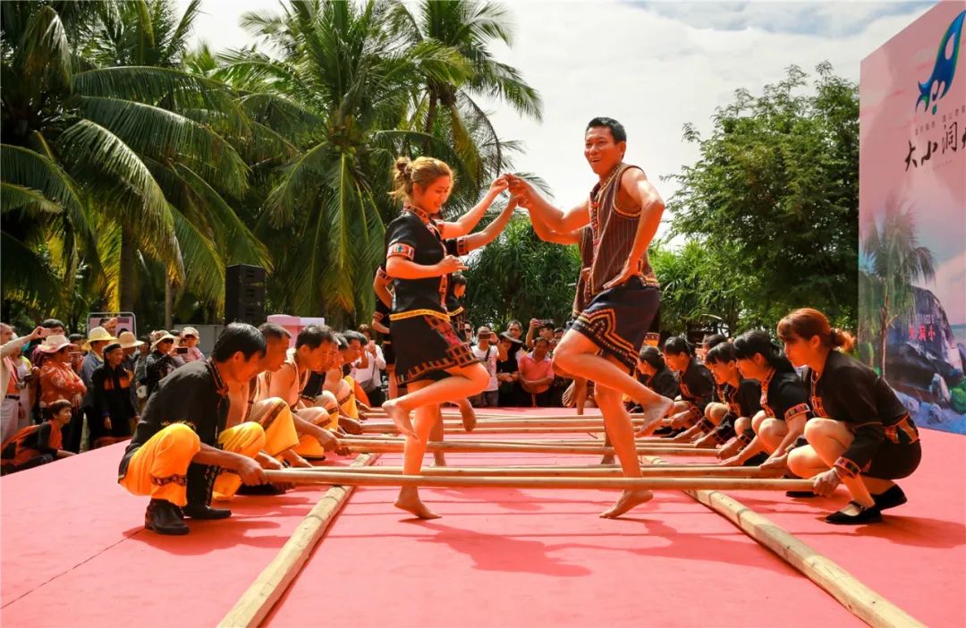 为了三亚"非遗"传承,他们倾注数年心血|艺术馆|文艺家_新浪新闻