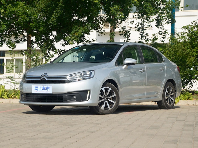 雪铁龙换代C4L曝光，明年量产 与东风风神奕炫同平台