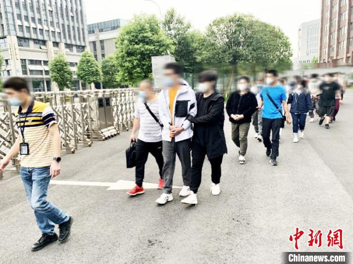 百姓不负标配表示碑大未来我6万为了威消二次群球