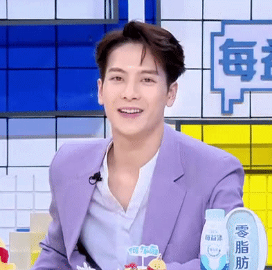 王嘉尔竟然瘦了32斤!再回《拜托了冰箱》,完美身材惊艳众人