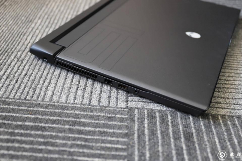 外星人m15 r2 2020款上手体验:轻薄,高颜,性能稳定