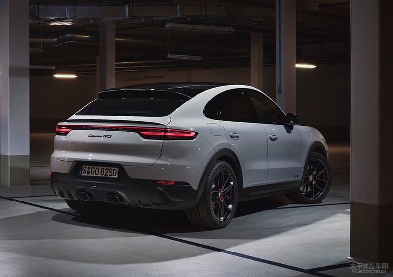 保时捷卡宴gts官图发布搭载40tv8发动机