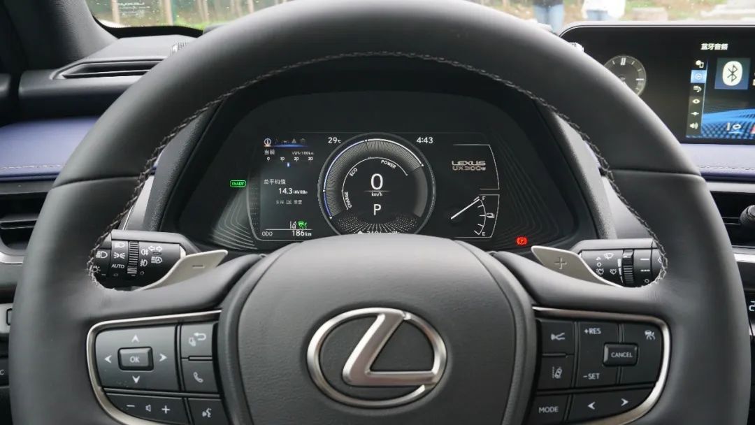 被誉为“最难开坏”的品牌，一口气出了3台SUV，开起来怎么样？