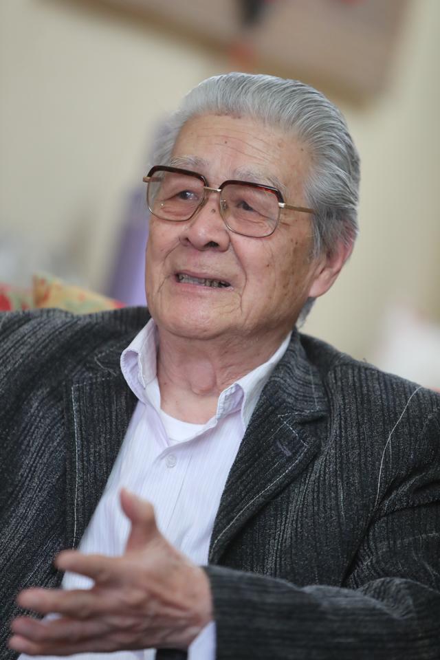 几代演员奉上舞台经典!北京人艺68岁,云上庆生更精彩