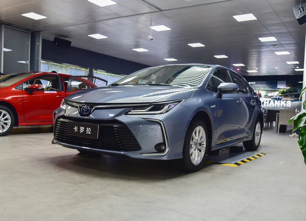 全面对比！凌派锐·混动PK卡罗拉/雷凌双擎谁更值得剁手？