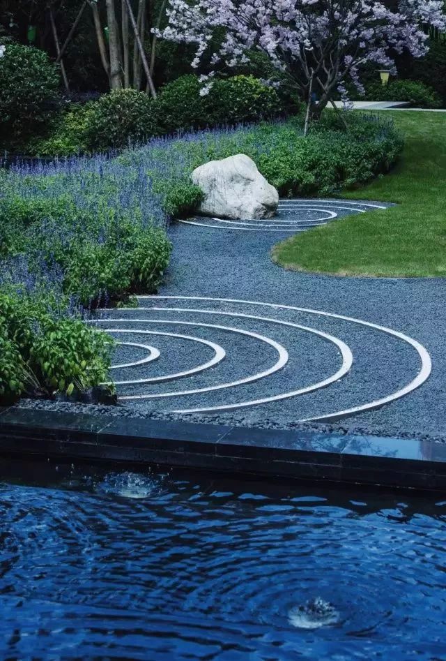 正文  也是一种精神境界   感悟世界的真理   用在景观上   禅意空间