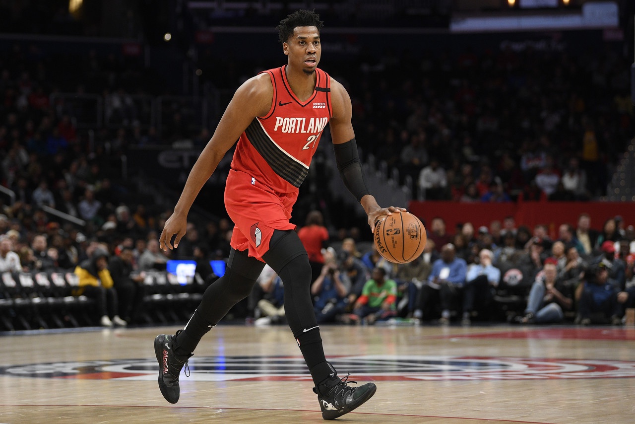 开拓者官推祝哈桑怀特塞德31岁生日快乐