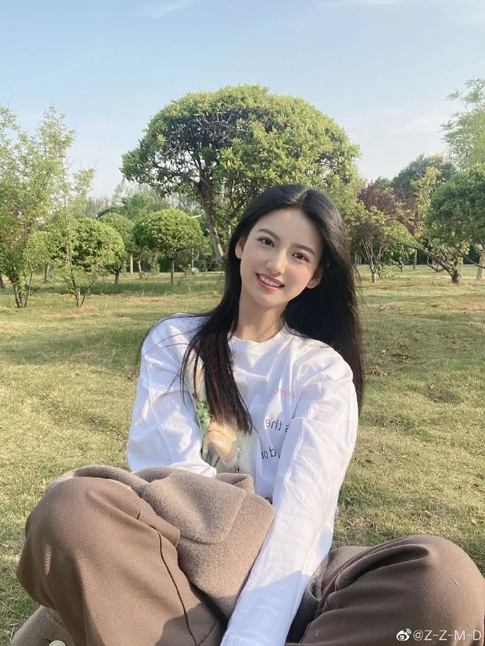 半藏森林高调复出