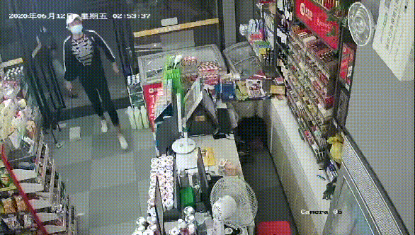 586_332gif 动态图 动图