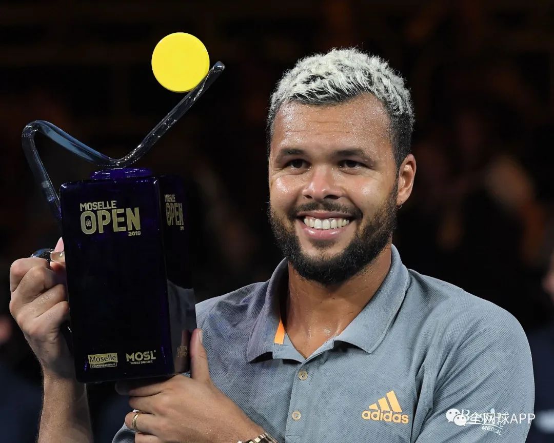 特松加:两次法网半决赛落败原因各不相同