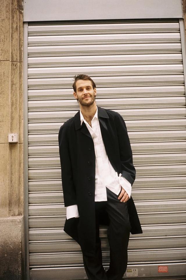 我看这些设计师,干脆转行当时尚博主得了