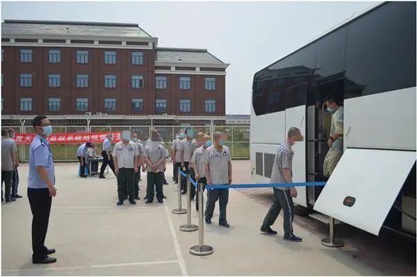 滨海监狱与市疾控中心联合开展狱内服刑人员年度结核病普查.